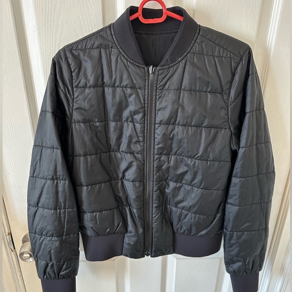 Lululemon nonstop bomber black 6- reversible - Picture 3 of 6